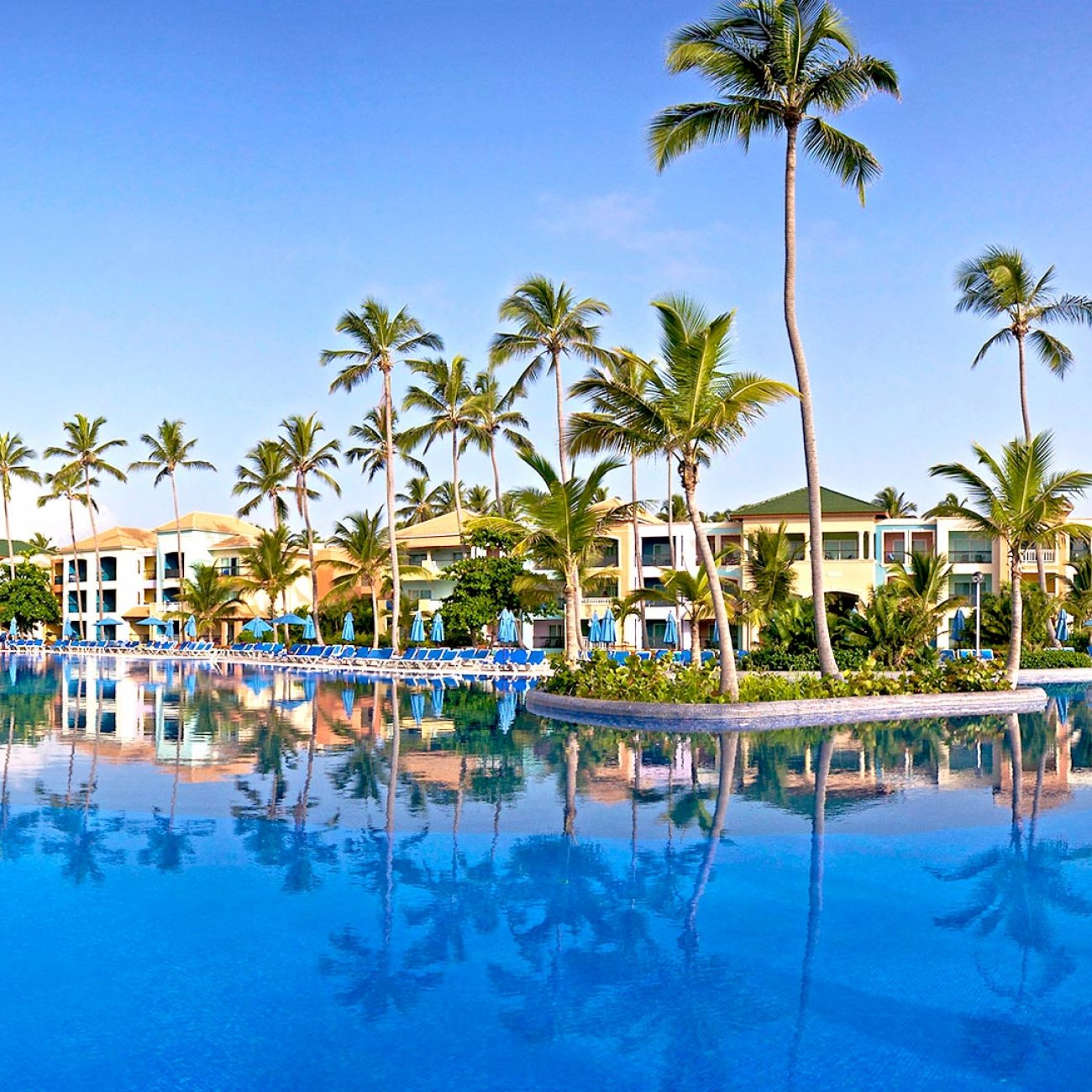 PUNTA CANA - OCEAN BLUE & SAND RESORT