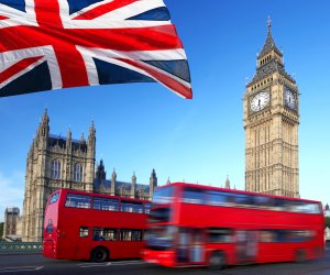 GRUPO BRASILEIRO EM PARIS E LONDRES