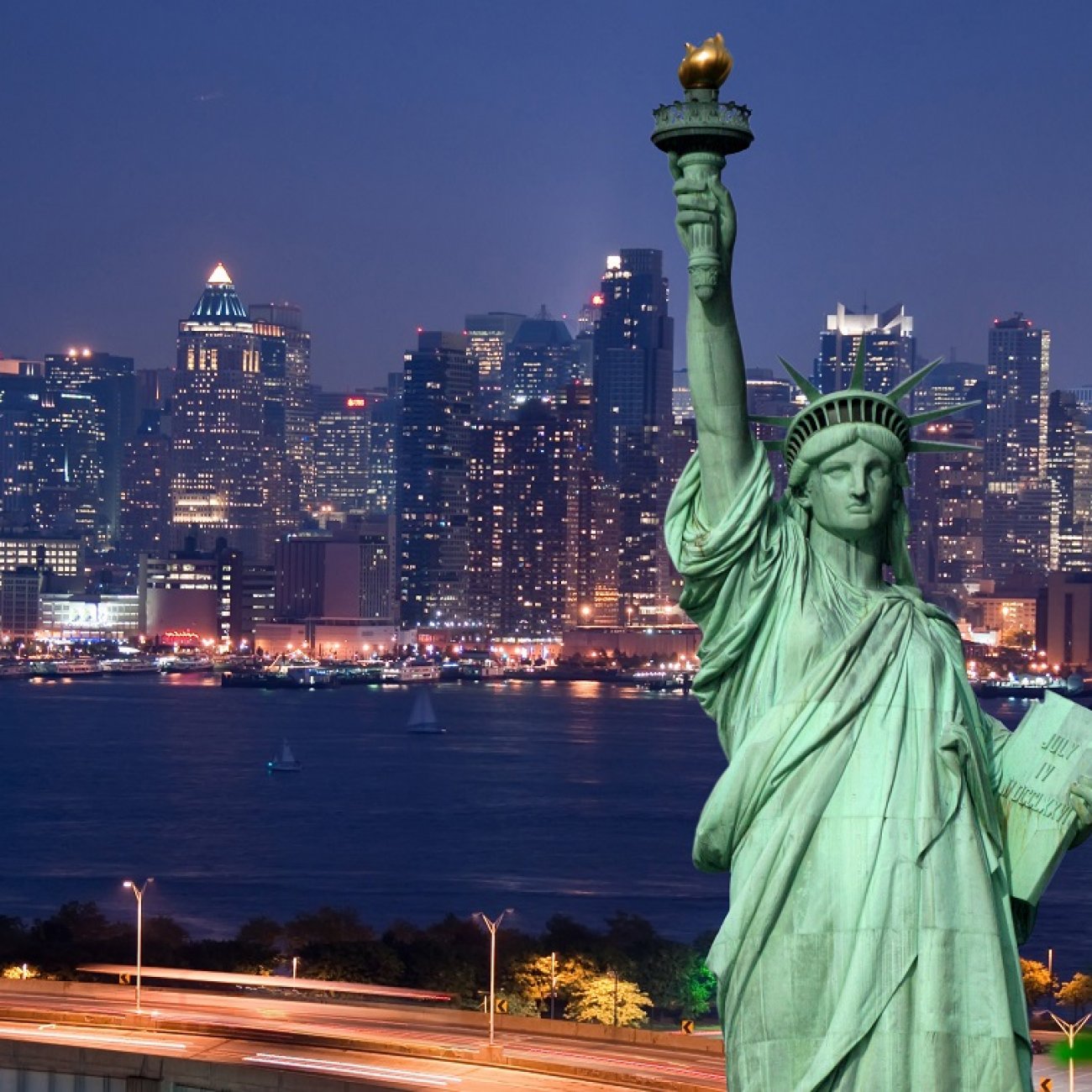 NEW YORK NOS ESPERA