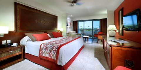 GRAND PALLADIUM IMBASSAI RESORT - PROMOÇÃO ATÉ 2 CRIANÇAS GRÁTIS